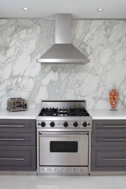 กระเบื้องลายหินสไตล์ Modern Luxury เพิ่มความหรูให้บ้านและคอนโด